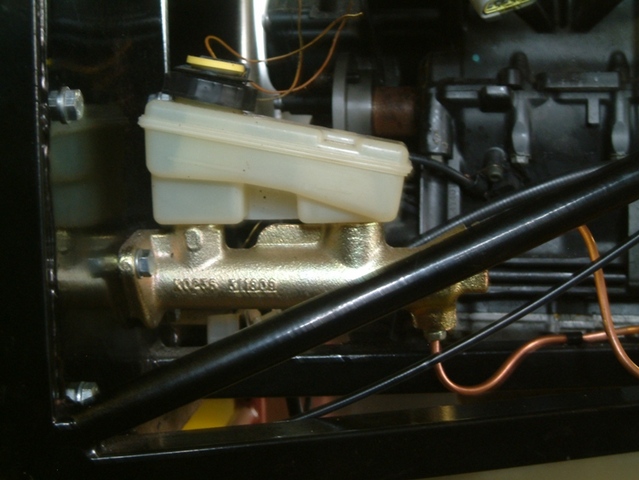 brake master cylinder